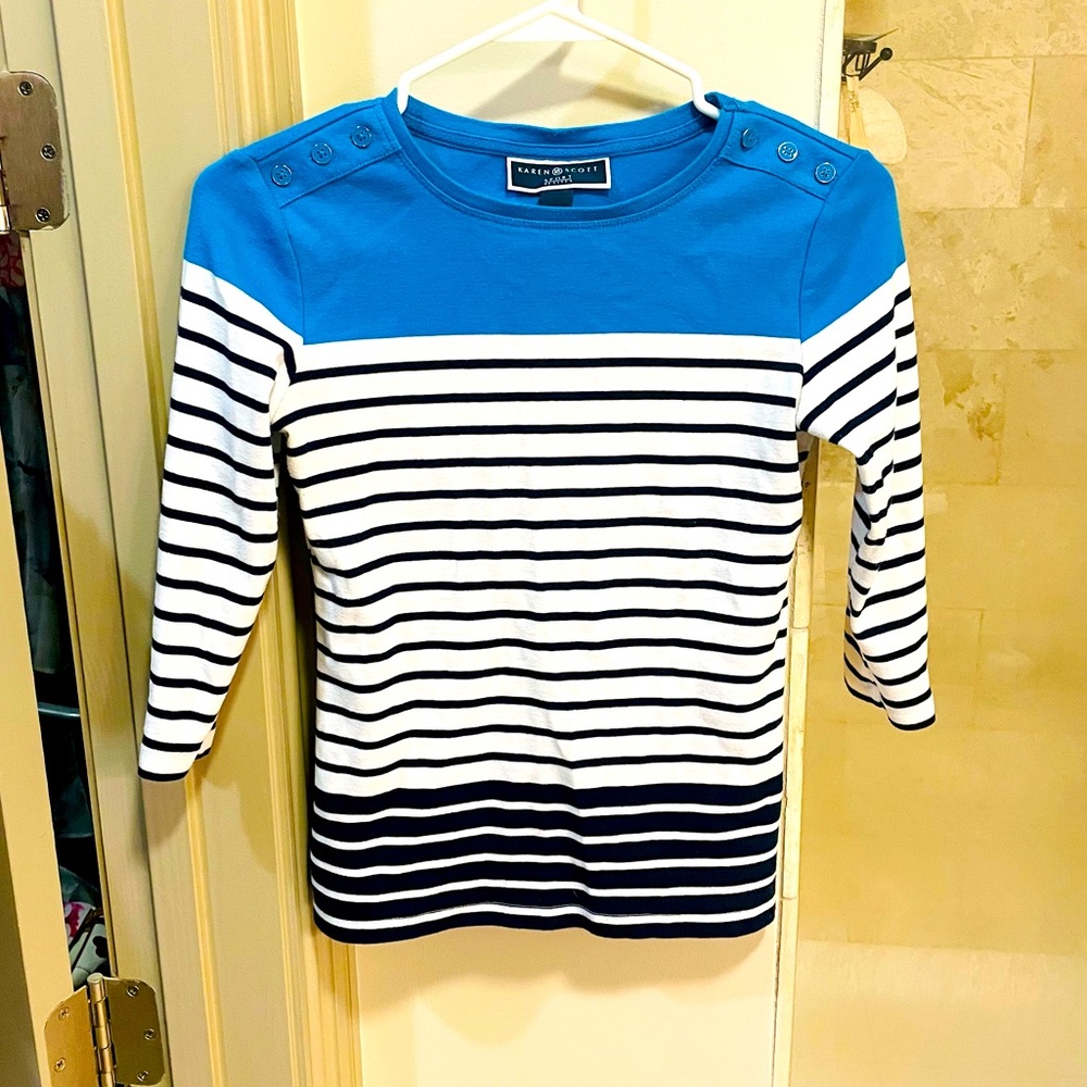 Cute Karen Scott mid-sleeve